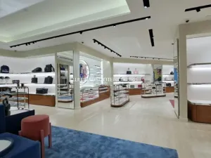DSC INTERIOR